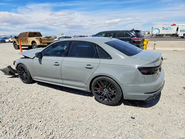 WAUB4AF46KA010183 2019 AUDI RS4 - Image 2
