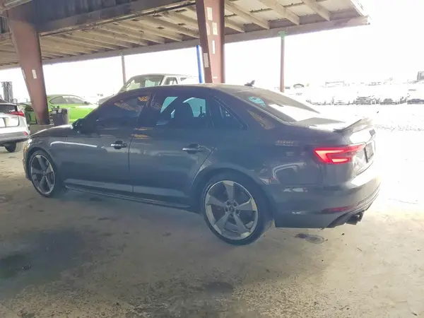 WAUB4AF46KA075826 2019 AUDI RS4 - Image 2