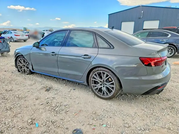 WAUB4AF46PA024950 2023 AUDI RS4 - Image 2
