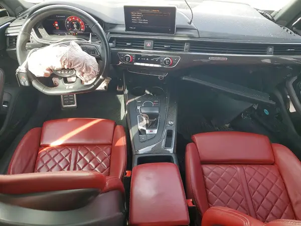 WAUB4AF47KA005316 2019 AUDI RS4 - Image 8