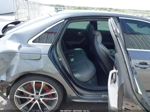 WAUB4AF47KA111054 2019 AUDI S4 - Image 8