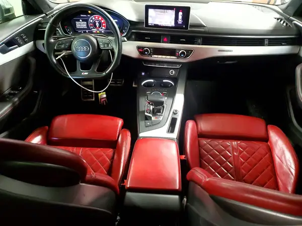 WAUB4AF48JA002178 2018 AUDI RS4 - Image 8