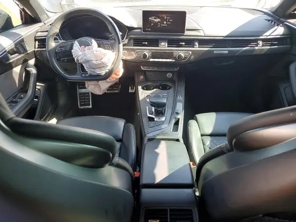 WAUB4AF48JA074627 2018 AUDI RS4 - Image 8