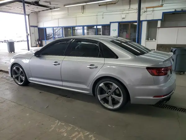 WAUB4AF48KA020391 2019 AUDI RS4 - Image 2