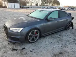 WAUB4AF49JA165129 2018 AUDI RS4