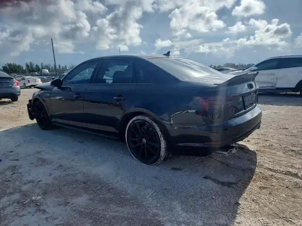WAUB4AF49JA166006 2018 AUDI RS4 - Image 2
