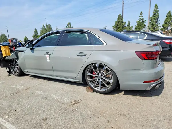 WAUB4AF49KA035238 2019 AUDI RS4 - Image 2