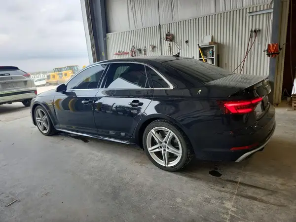 WAUB4AF49KA115896 2019 AUDI RS4 - Image 2