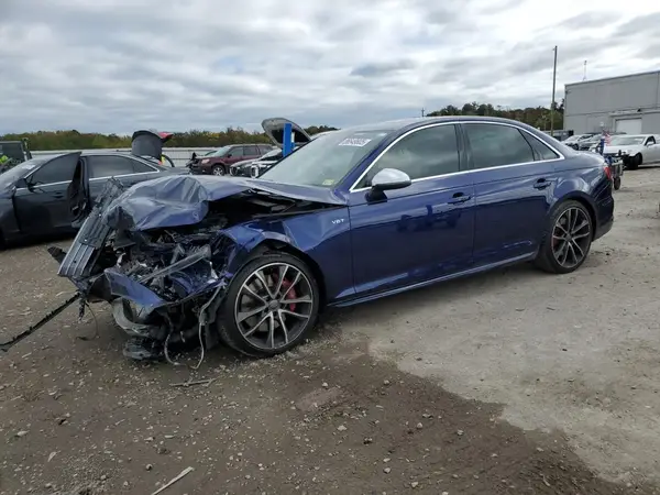 WAUB4AF4XJA001890 2018 AUDI S4