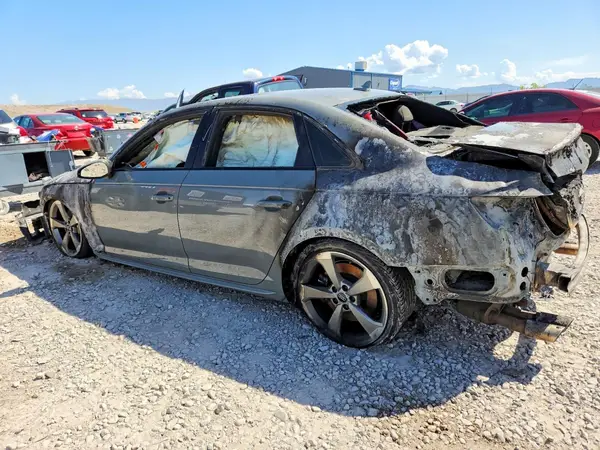 WAUB4AF4XKA013653 2019 AUDI RS4 - Image 2