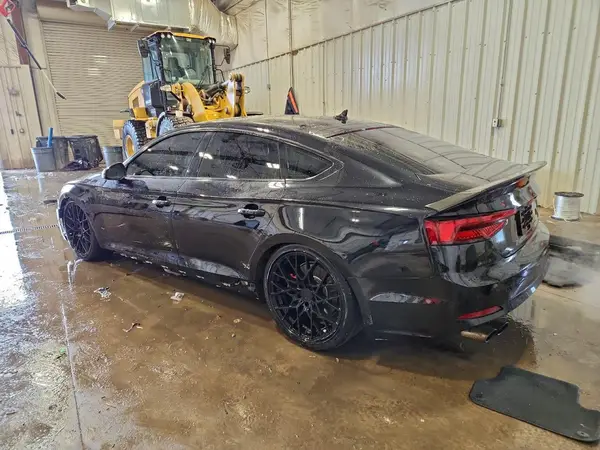 WAUB4CF50JA097954 2018 AUDI S5 - Image 2