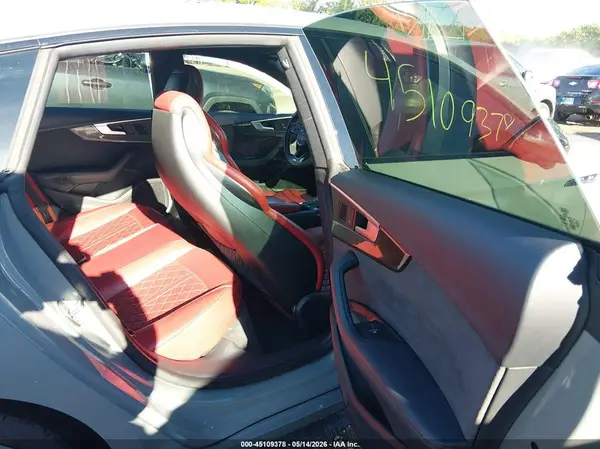 WAUB4CF50KA072635 2019 AUDI S5 - Image 8