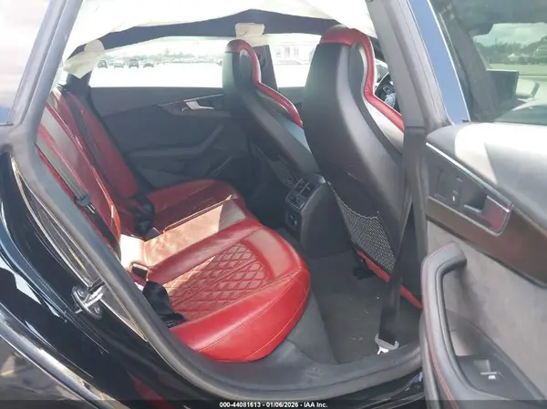 WAUB4CF50KA074613 2019 AUDI S5 - Image 8
