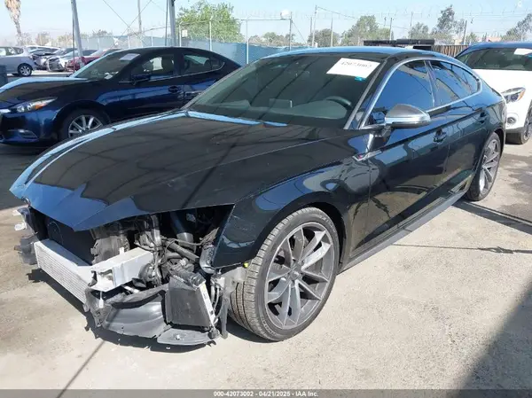WAUB4CF50KA090648 2019 AUDI S5 - Image 2