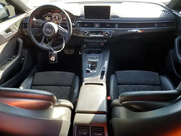 WAUB4CF51JA031347 2018 AUDI RS5 - Image 8