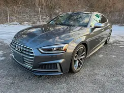WAUB4CF51JA045815 2018 AUDI S5