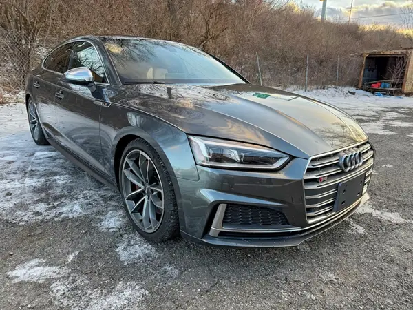WAUB4CF51JA045815 2018 AUDI S5 - Image 2