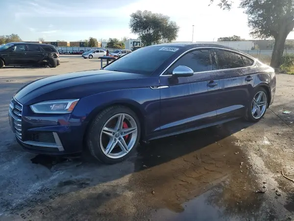 WAUB4CF51JA063330 2018 AUDI RS5 - Image 1