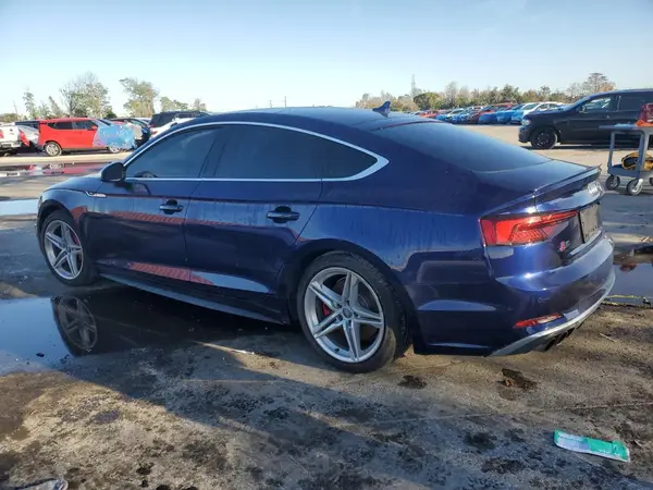 WAUB4CF51JA063330 2018 AUDI RS5 - Image 2
