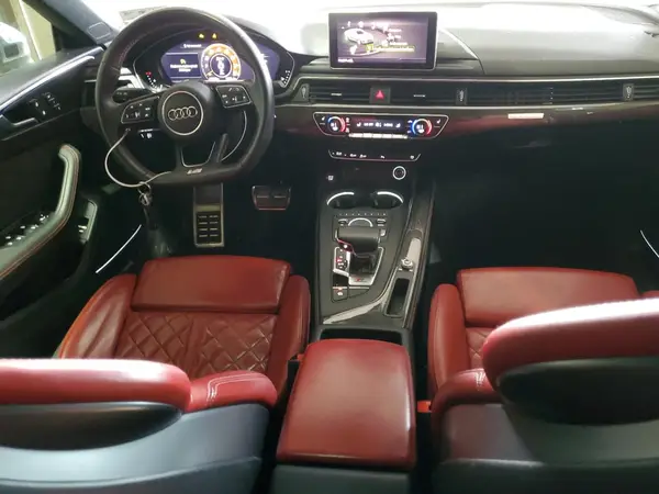 WAUB4CF51KA050823 2019 AUDI RS5 - Image 8