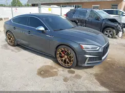 WAUB4CF51KA072899 2019 AUDI S5