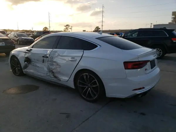 WAUB4CF51KA073146 2019 AUDI RS5 - Image 2
