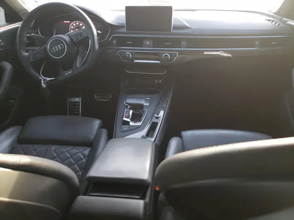WAUB4CF51KA073146 2019 AUDI RS5 - Image 8