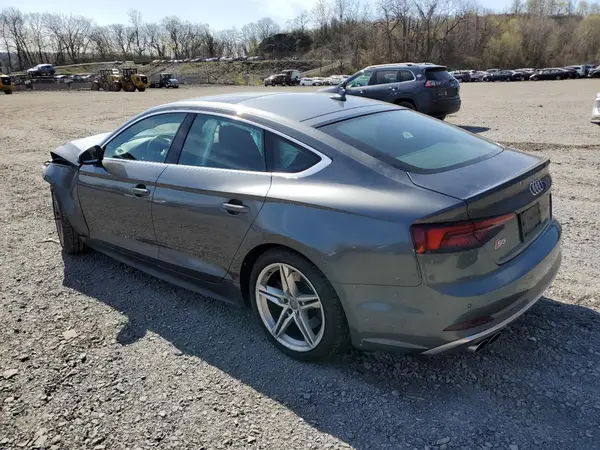 WAUB4CF51KA079996 2019 AUDI RS5 - Image 2