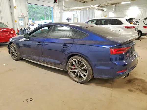 WAUB4CF52JA083988 2018 AUDI RS5 - Image 2