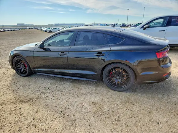 WAUB4CF52JA136169 2018 AUDI RS5 - Image 2