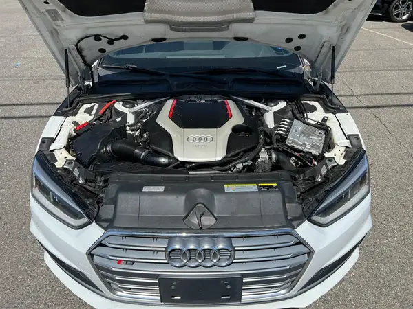 WAUB4CF52KA016552 2019 AUDI RS5 - Image 8