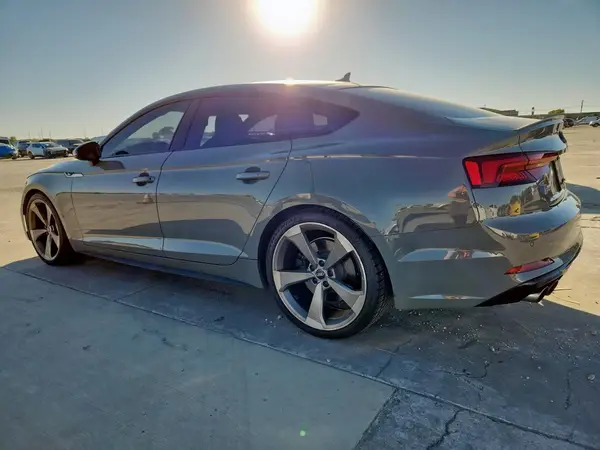 WAUB4CF52KA070319 2019 AUDI S5 - Image 2