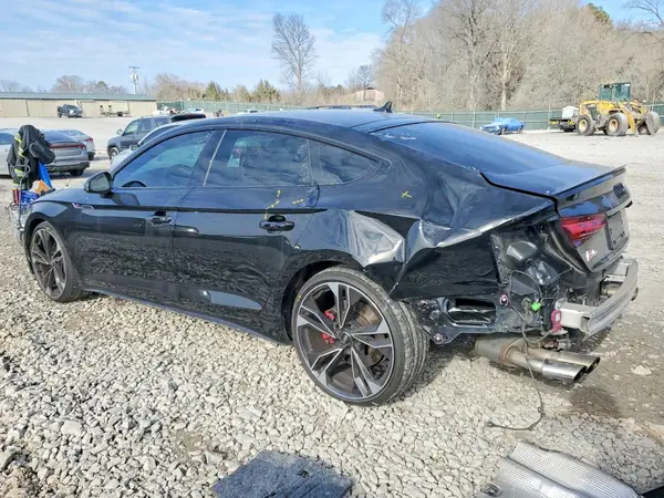 WAUB4CF52MA018286 2021 AUDI RS5 - Image 2