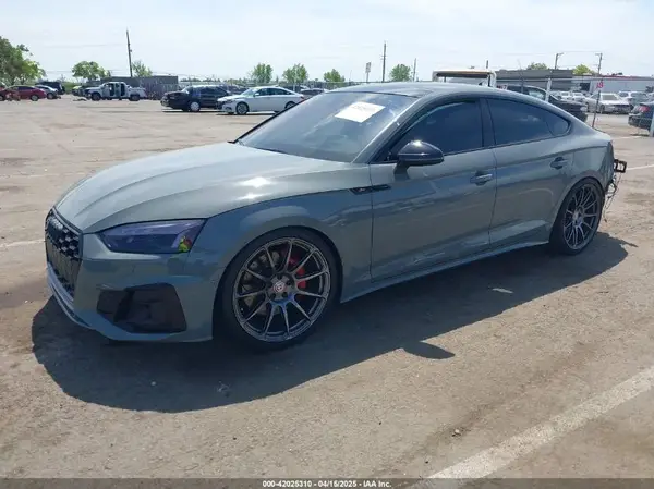 WAUB4CF52MA036853 2021 AUDI S5 - Image 2