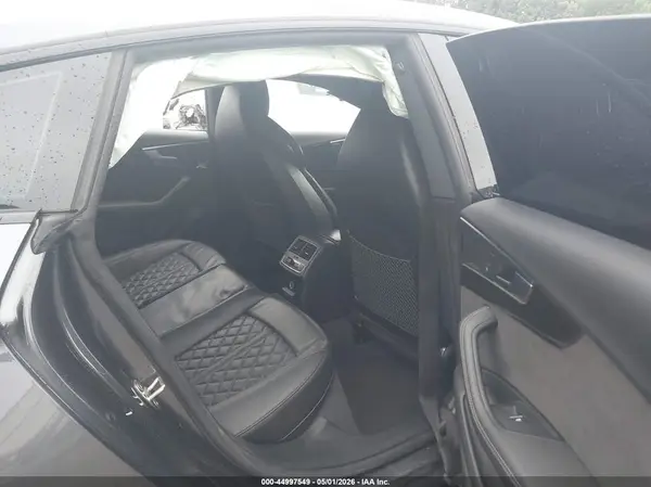 WAUB4CF53JA026828 2018 AUDI S5 - Image 8