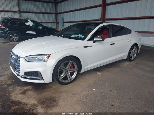 WAUB4CF53JA035075 2018 AUDI S5 - Image 2