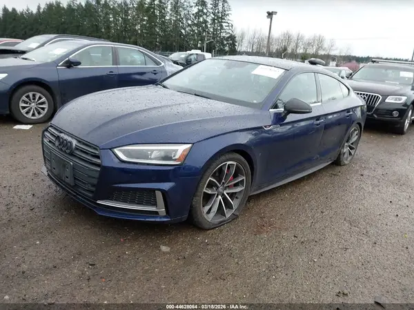 WAUB4CF53KA047261 2019 AUDI S5 - Image 2