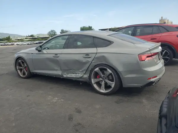 WAUB4CF53KA054257 2019 AUDI RS5 - Image 2