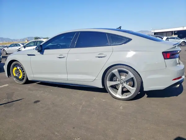 WAUB4CF53KA092605 2019 AUDI RS5 - Image 2