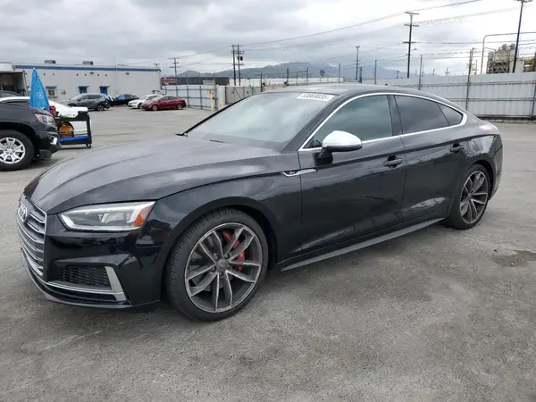 WAUB4CF54JA017880 2018 AUDI RS5 - Image 1