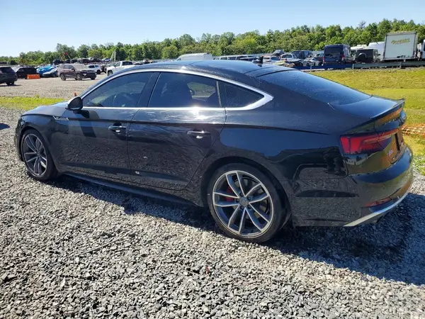 WAUB4CF54JA019516 2018 AUDI RS5 - Image 2
