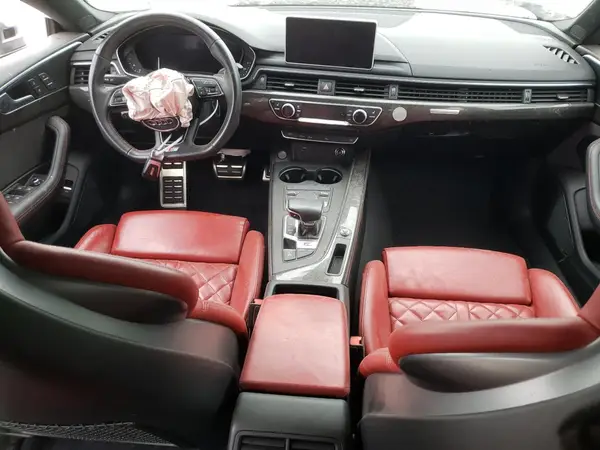 WAUB4CF54KA022823 2019 AUDI RS5 - Image 8