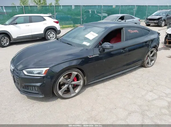WAUB4CF54KA064599 2019 AUDI S5 - Image 2
