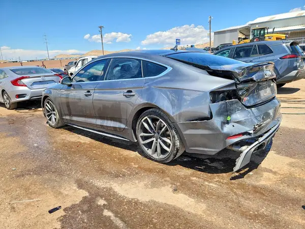 WAUB4CF55JA075528 2018 AUDI S5 - Image 2