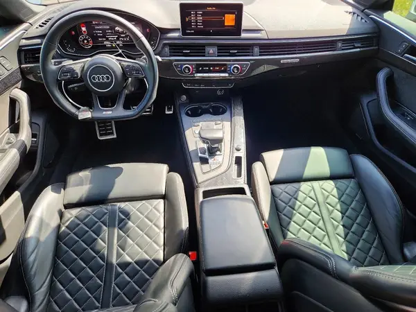 WAUB4CF55JA092409 2018 AUDI RS5 - Image 8