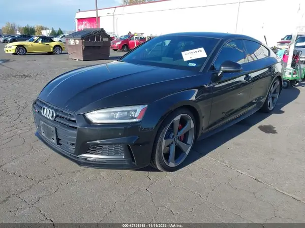 WAUB4CF55KA024077 2019 AUDI S5 - Image 2