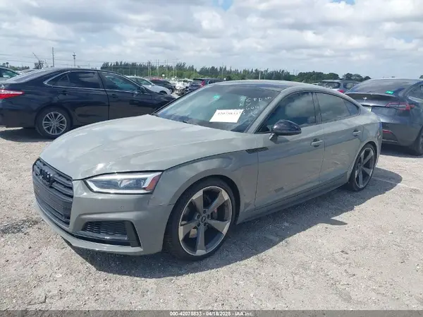 WAUB4CF55KA025004 2019 AUDI S5 - Image 2