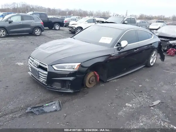 WAUB4CF55KA069388 2019 AUDI S5 - Image 2