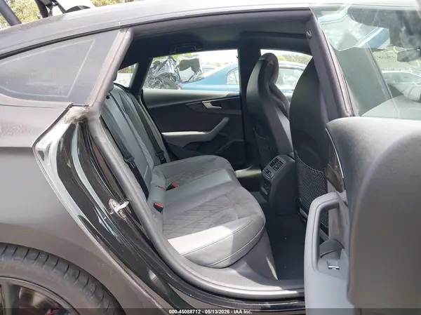 WAUB4CF55KA080214 2019 AUDI S5 - Image 8