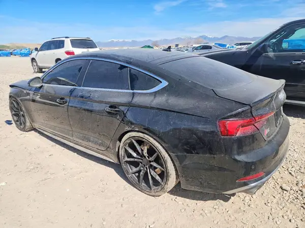 WAUB4CF56JA029934 2018 AUDI RS5 - Image 2